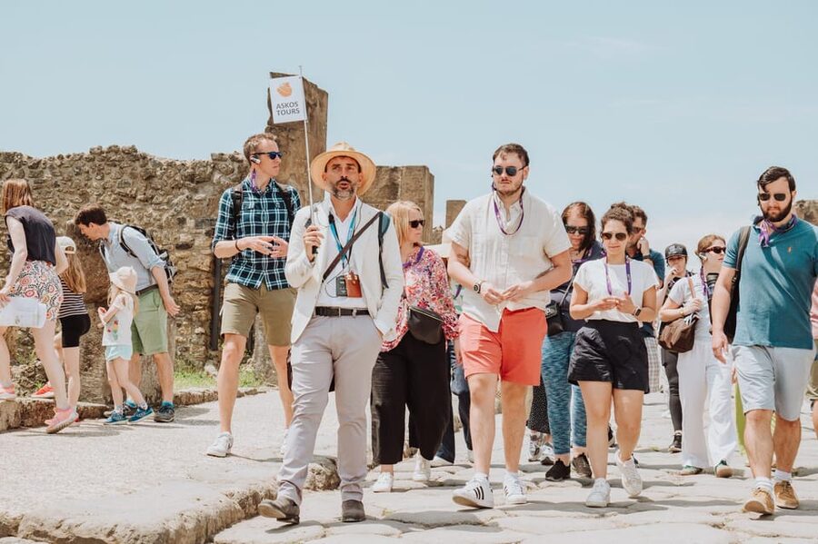 Pompeii: Entry Ticket and Guided Tour with an Archaeologist - Pompeii, Frozen in Time, With an Archaeologist’s Lens