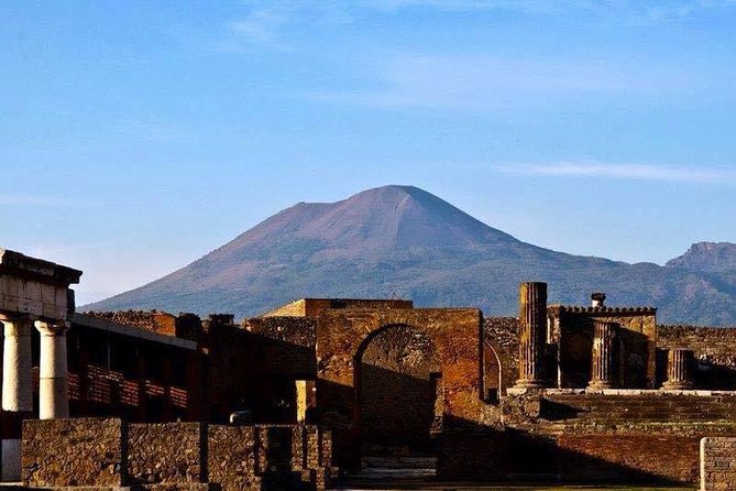 Pompeii Guided Group Tour with Entry Ticket and Archaeologist - Stop by stop: what you see and why it matters
