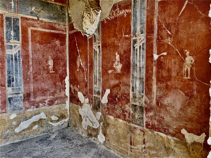 Pompeii: Guided Tour & Skip the Line Ticket - Why Pompeii feels different with skip-the-line and a guide