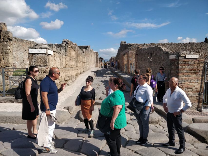 Pompeii Guided Tour with Archeologist - Why a guided, archaeologist-led Pompeii tour works