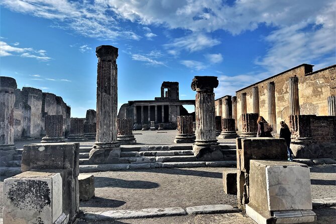 Pompeii: Guided Tour with Skip-the-Line Entry - Key Highlights You’ll Feel Right Away