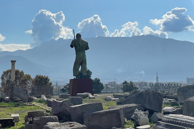 Pompeii: Guided Tour with Skip-the-Line Entry - Thermal Baths and Theater: Roman Leisure, Social Signals, and Sound