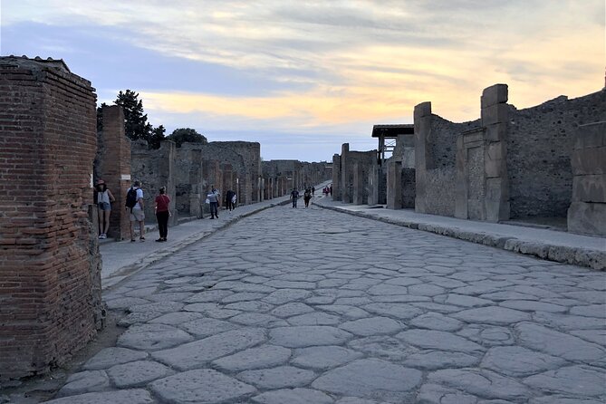Pompeii: Guided Tour with Skip-the-Line Entry - Price and Value: Is $58 Worth It in Pompeii?