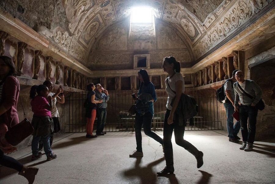 Pompeii: Private Tour with an Archaeologist - Plaster Casts of Victims: The Emotional Turn