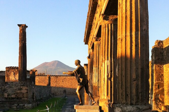 Pompeii private tour with an Official Guide - Price and value: $107.63 per group up to 14, plus one key extra cost