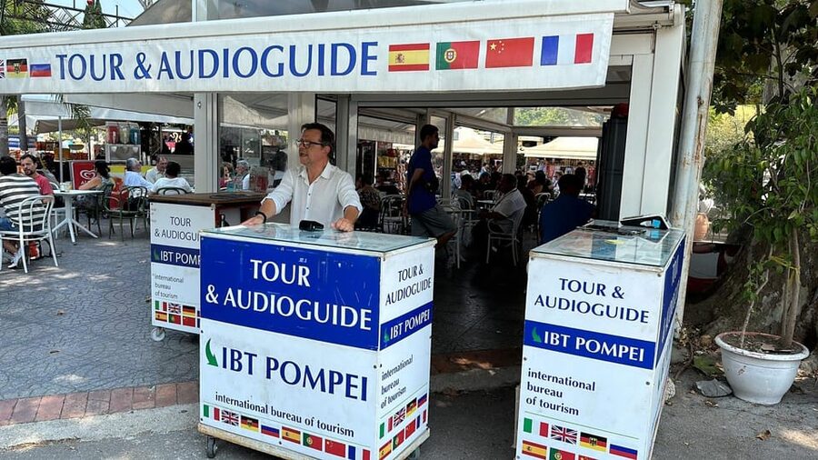 Pompeii: Skip-the-Line Entry & Audioguide - The audioguide experience: using it to make Pompeii make sense