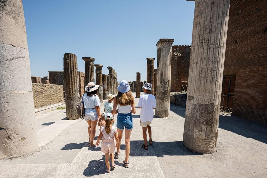 Pompeii: Skip-the-Line Guided Tour - Who this Pompeii tour fits best