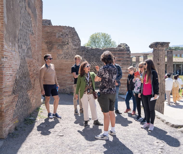Pompeii: Skip-the-line-Ticket and Guided Tour - Pompeii with a guide: where the ruins start making sense fast