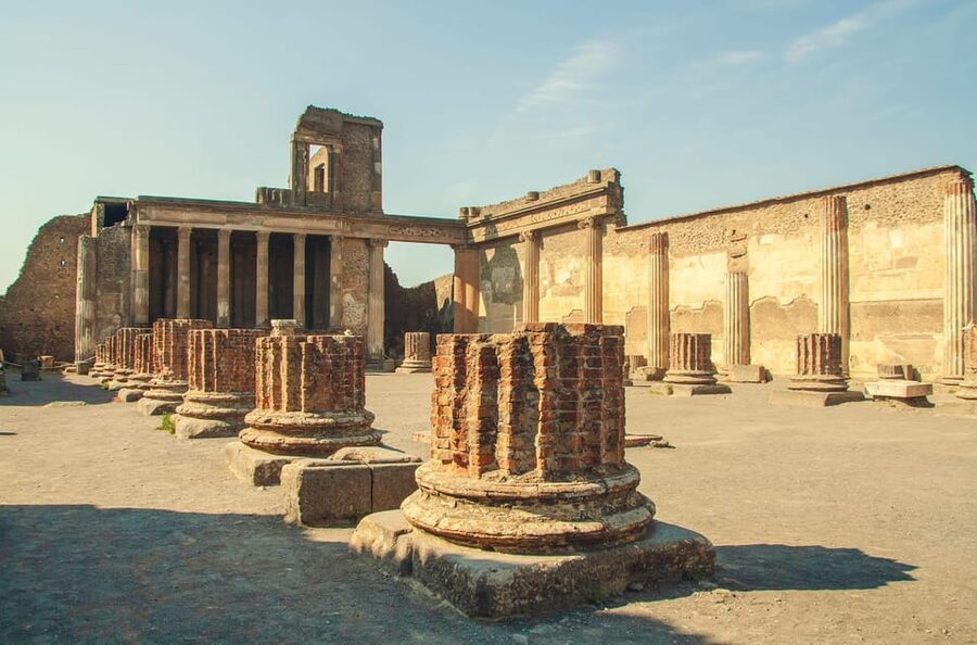 Pompeii: Small Group Guided Tour and Skip-the-Line Ticket - The forum and streets: where the whole city clicks into place