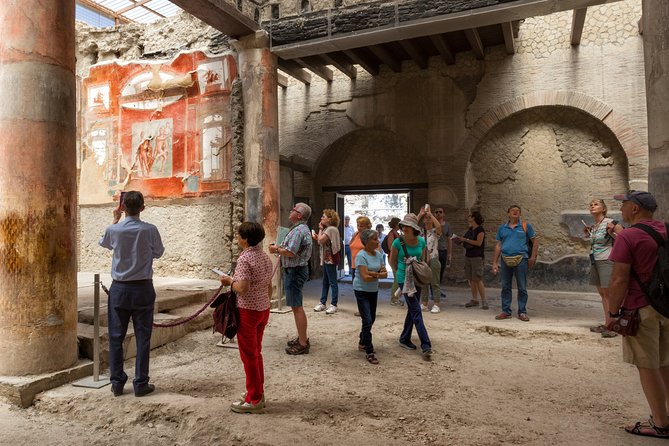 Pompeii Ticket + Tour with Optional Tasting Experience at Pompeii - Meeting point and timing: simple logistics that matter at Pompeii