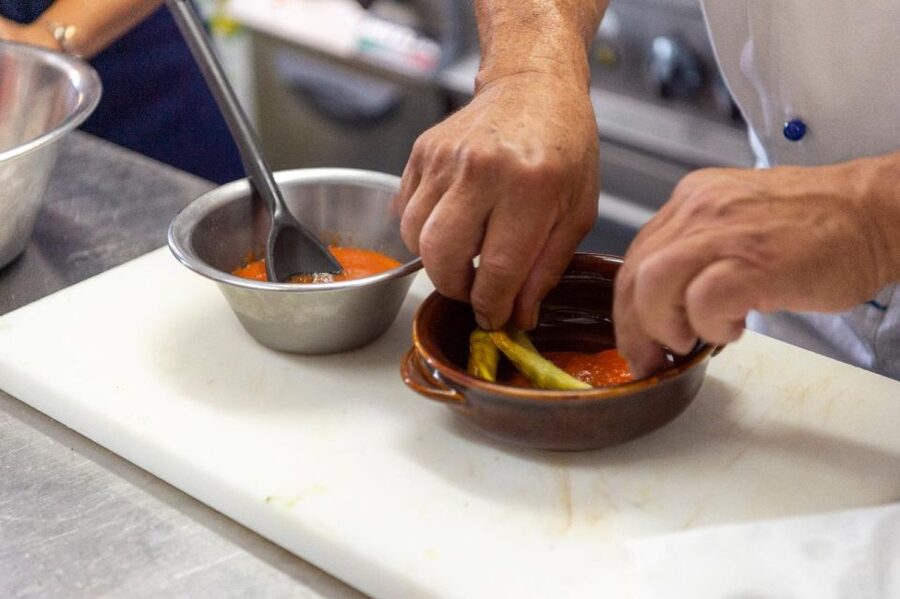 Praiano: Cooking Class with Dinner Overlooking the Sea - What you cook in Praiano: bruschetta, meatball pasta, eggplant parmigiana, tiramisù