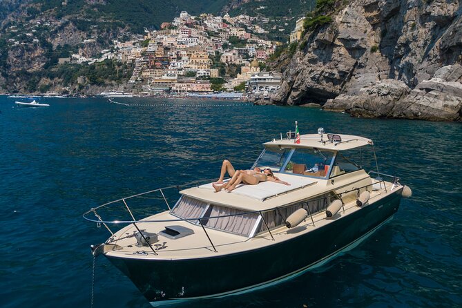 Private Boat Tour along the Amalfi Coast or Capri - Price and value for up to 6 people