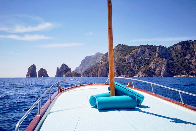 Private Island of Capri Boat Tour for Couples - What’s included on board, and what you should pack yourself