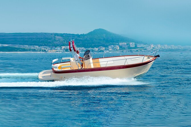 Procida Island Tour by Boat 2h 15m with Swimming and Underwater Photos - Meet at Via Roma and Settle In On a Max-8 Boat