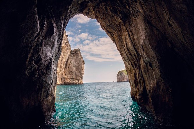 Small Group Capri Island Boat Ride with Swimming and Limoncello - White Grotto and Grotta Verde: the cave stops that actually fit into 2 hours