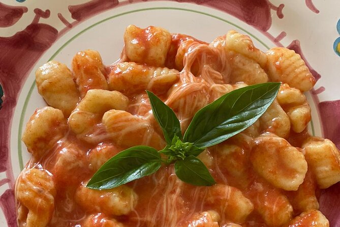 Small-Group Cooking Class in Positano: Gnocchi, Tiramisù & Drinks - Small Group Size, Private Lesson Energy, and the Hands-On Reality