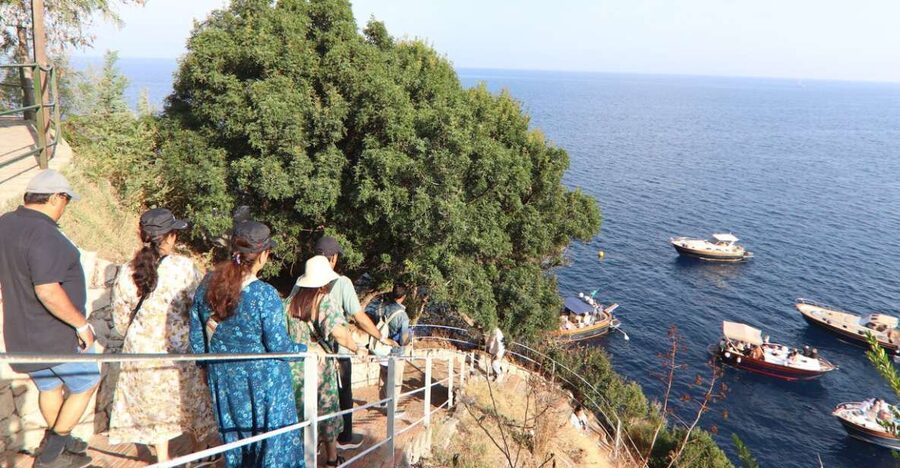 Sorrento: Capri, Anacapri and Blue Grotto Guided Tour - Gardens of Augustus: the view stop that ties the whole island together