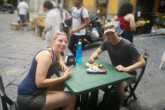 Street food in Naples with 6 Stops and Limoncello - Stop 1: Spritz at Caffè Aragonese, start with an aperitivo mood