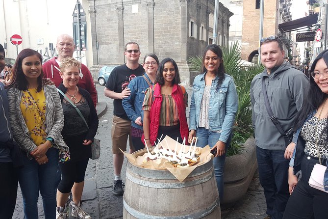 Tasty Naples Street Food Tour of MustEat Gourmet Specialties and MustSee Sites - A 2.5-hour Naples street-food plan that actually fits a day