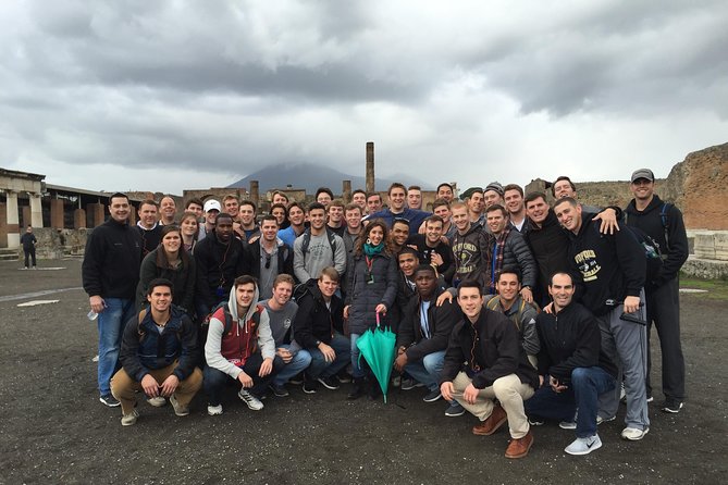 Tour in the ruins of Pompeii with an archaeologist - Your 2.5 hour route, from Via Villa dei Misteri to Foro di Pompei